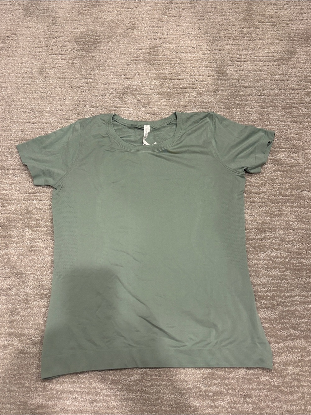 Lululemon swiftly speed short sleeve top. Size 8. Green Gray.